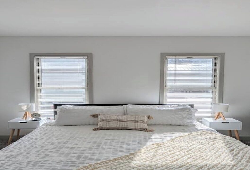 Photo of Bedroom in Stockade Historic District