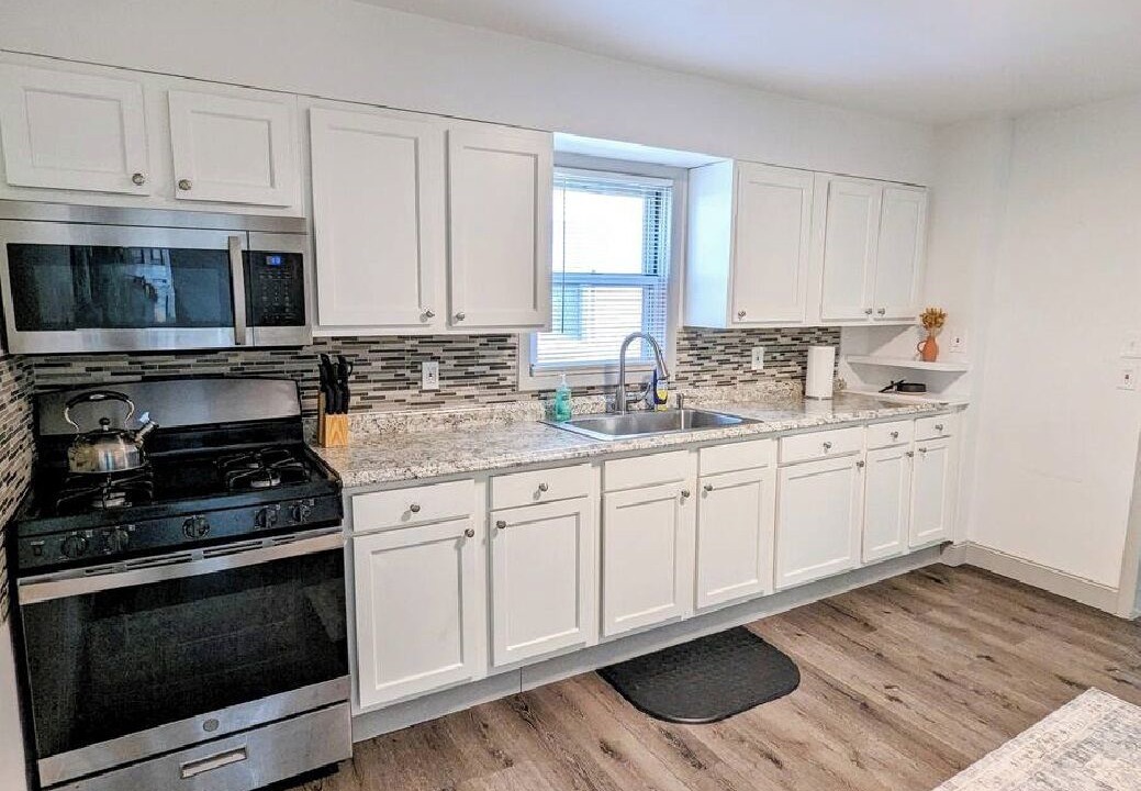 Photo of Kitchen in Stockade Historic District