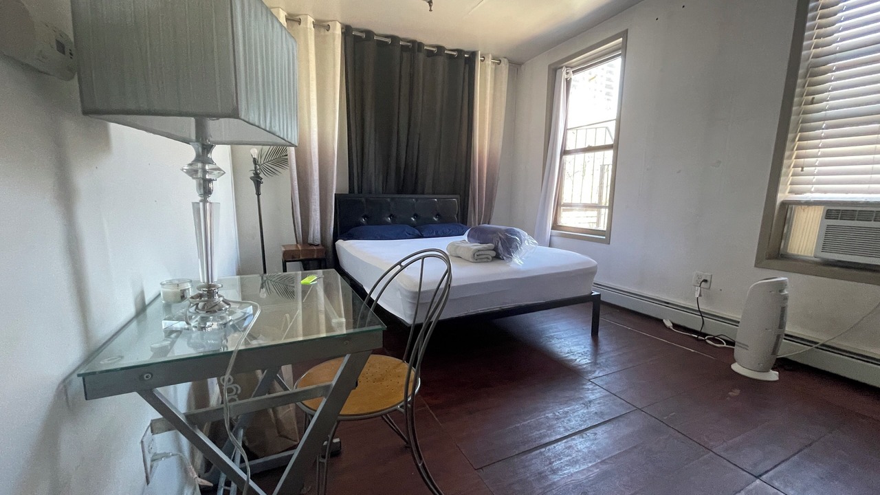 Photo of Bedroom in Clinton Hill