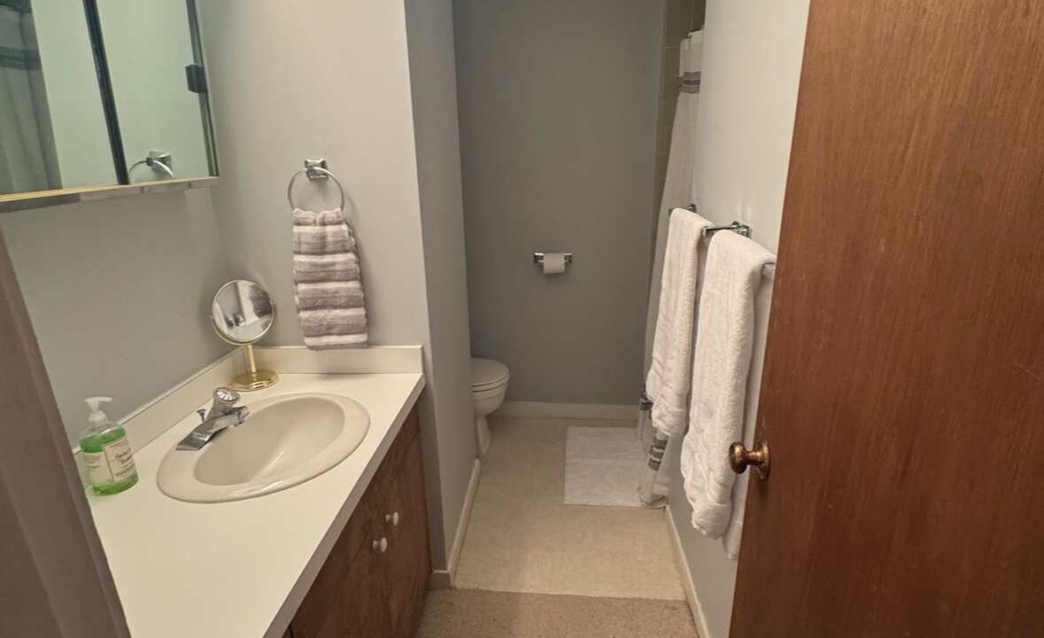 Photo of Bathroom in Warren