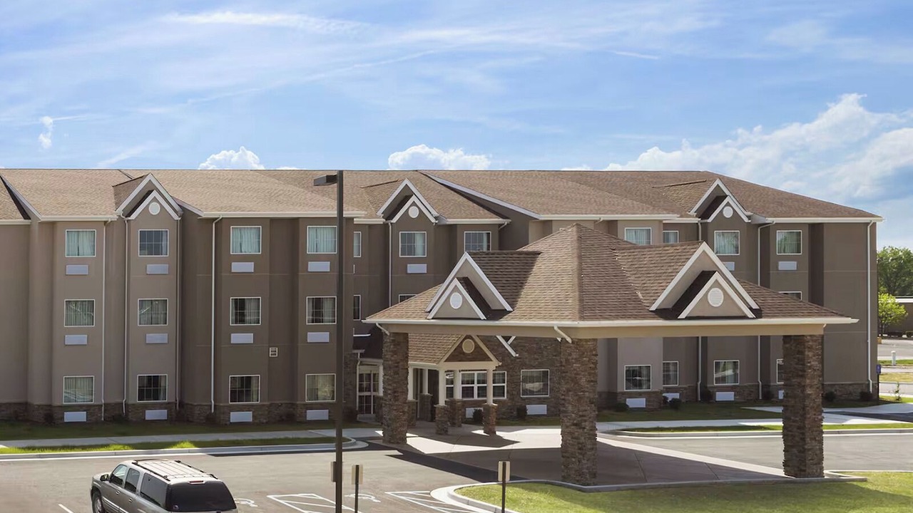 Photo of Outdoor in White Hall
