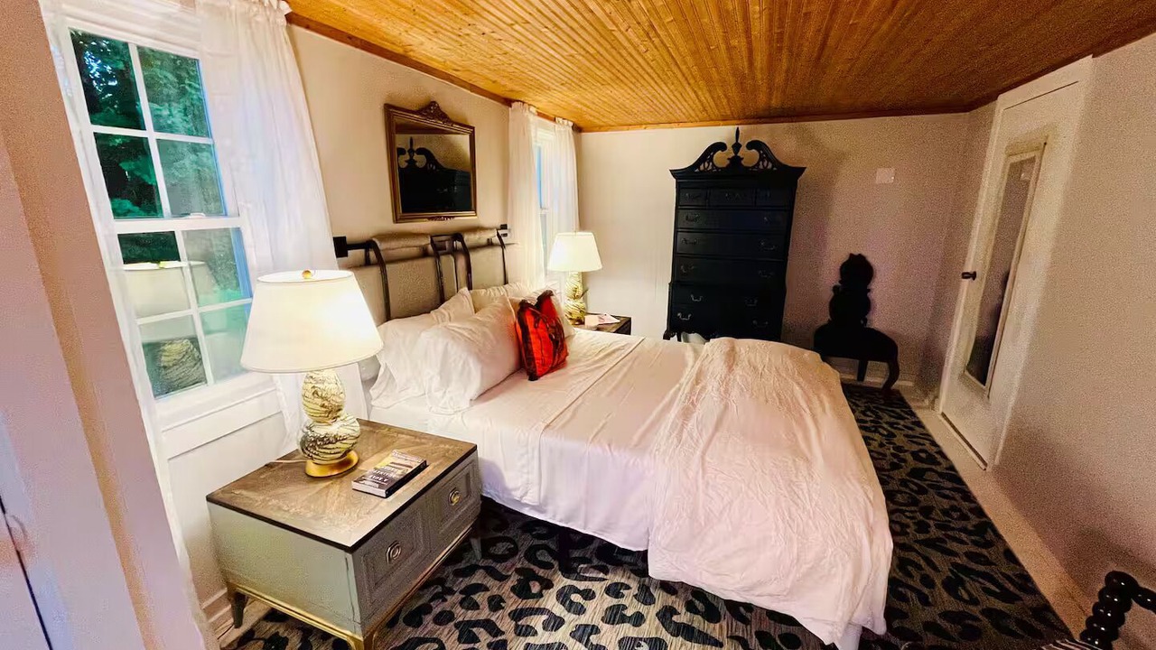 Photo of Bedroom in Town of Conesville