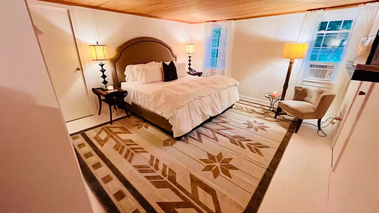 Photo of Bedroom in Town of Conesville
