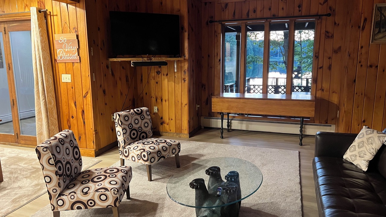 Photo of Livingroom in Warrensburg