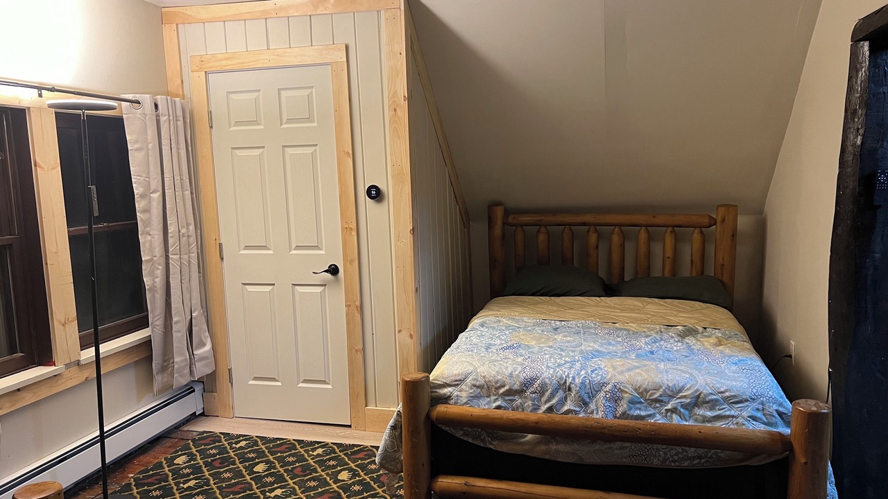 Photo of Bedroom in Warrensburg