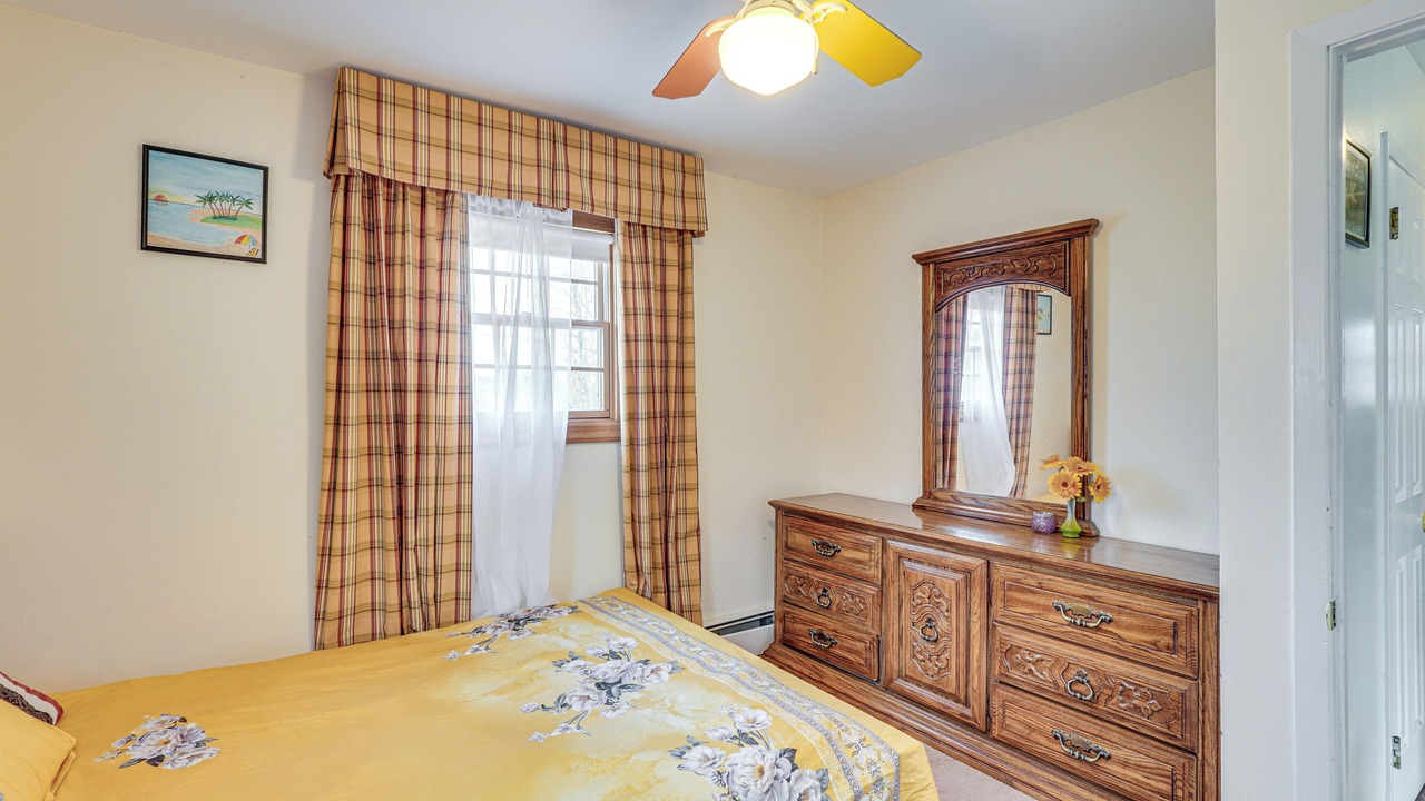 Photo of Bedroom in Monroe