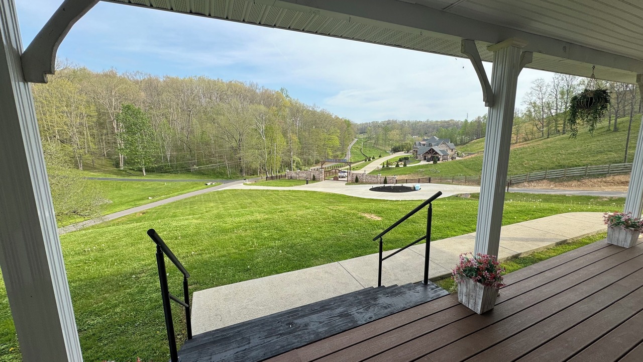 Photo of Outdoor in Louisa