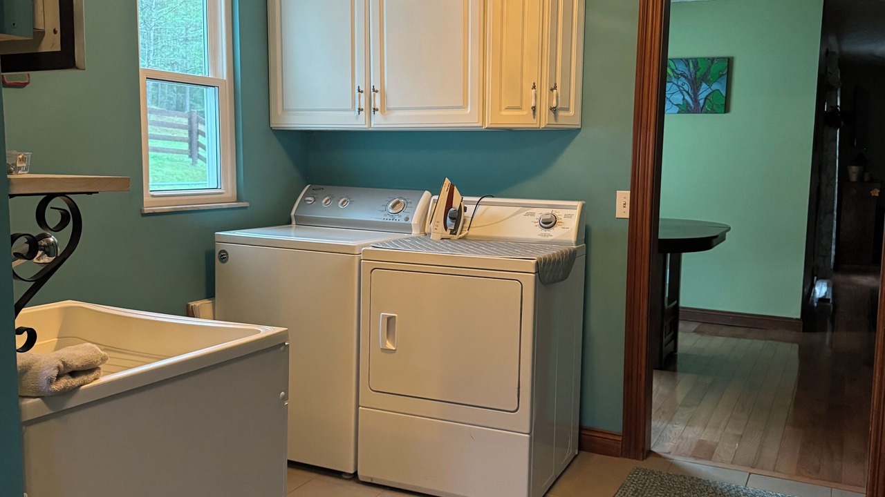 Photo of Bedroom in Louisa