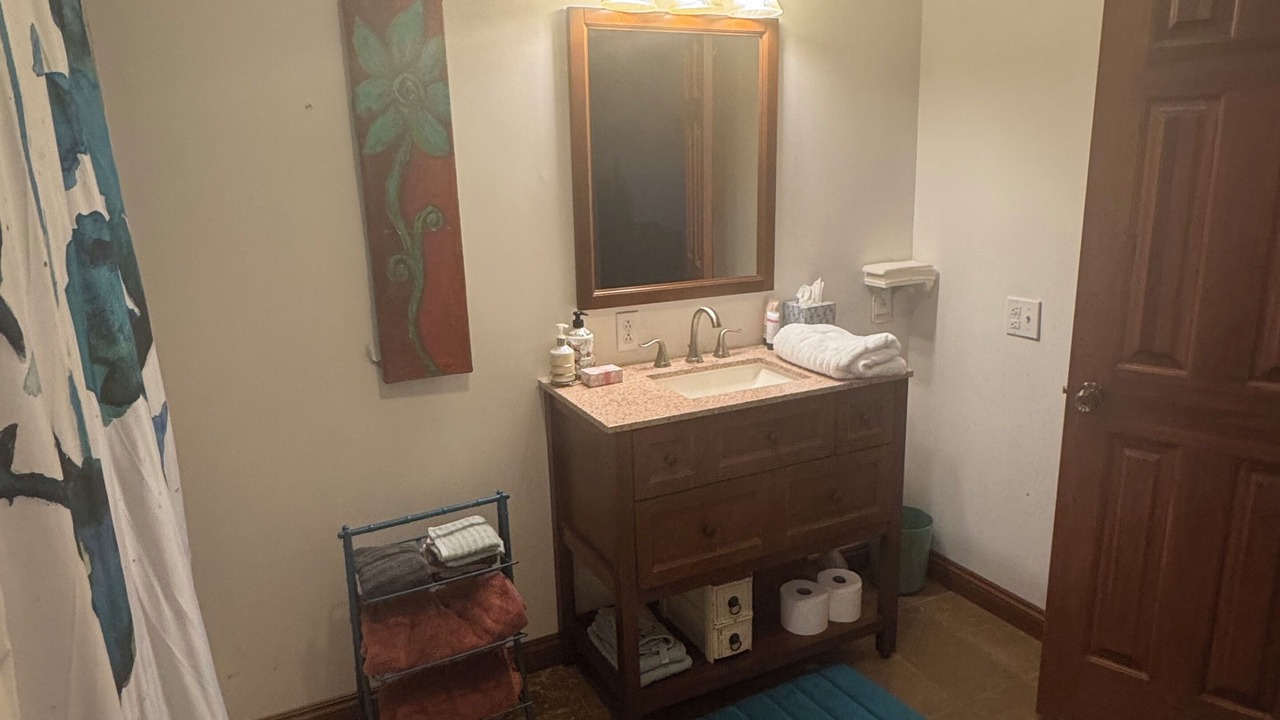 Photo of Bathroom in Louisa