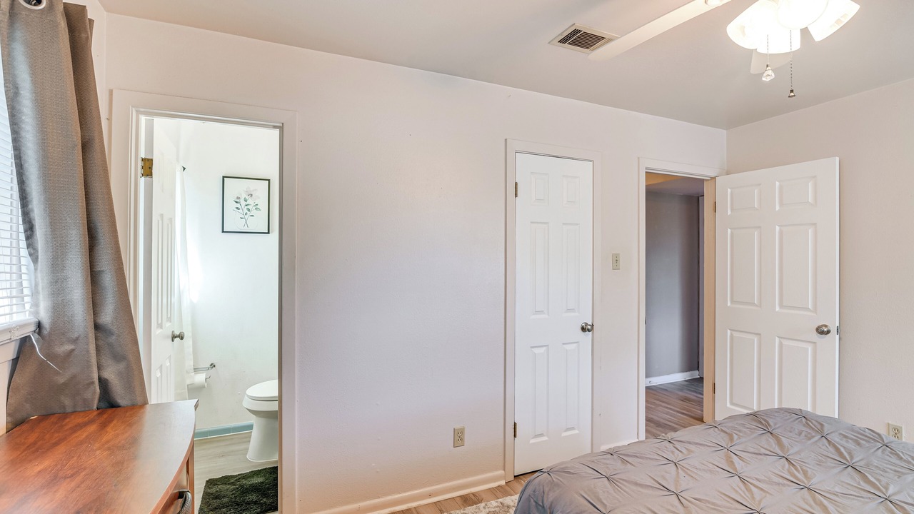 Photo of Bedroom in Texas City