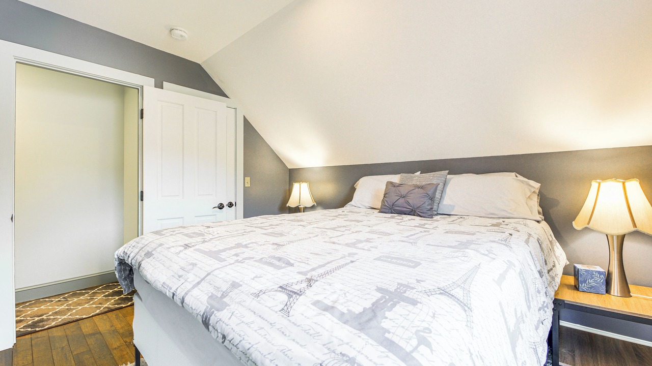 Photo of Bedroom in Springfield