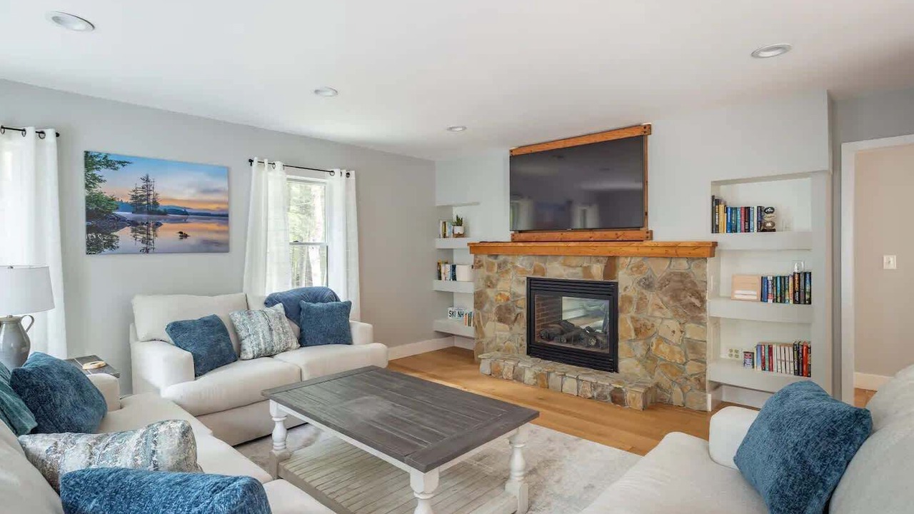 Photo of Livingroom in Elkins