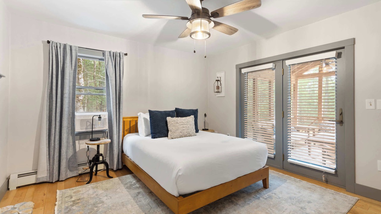 Photo of Bedroom in Elkins