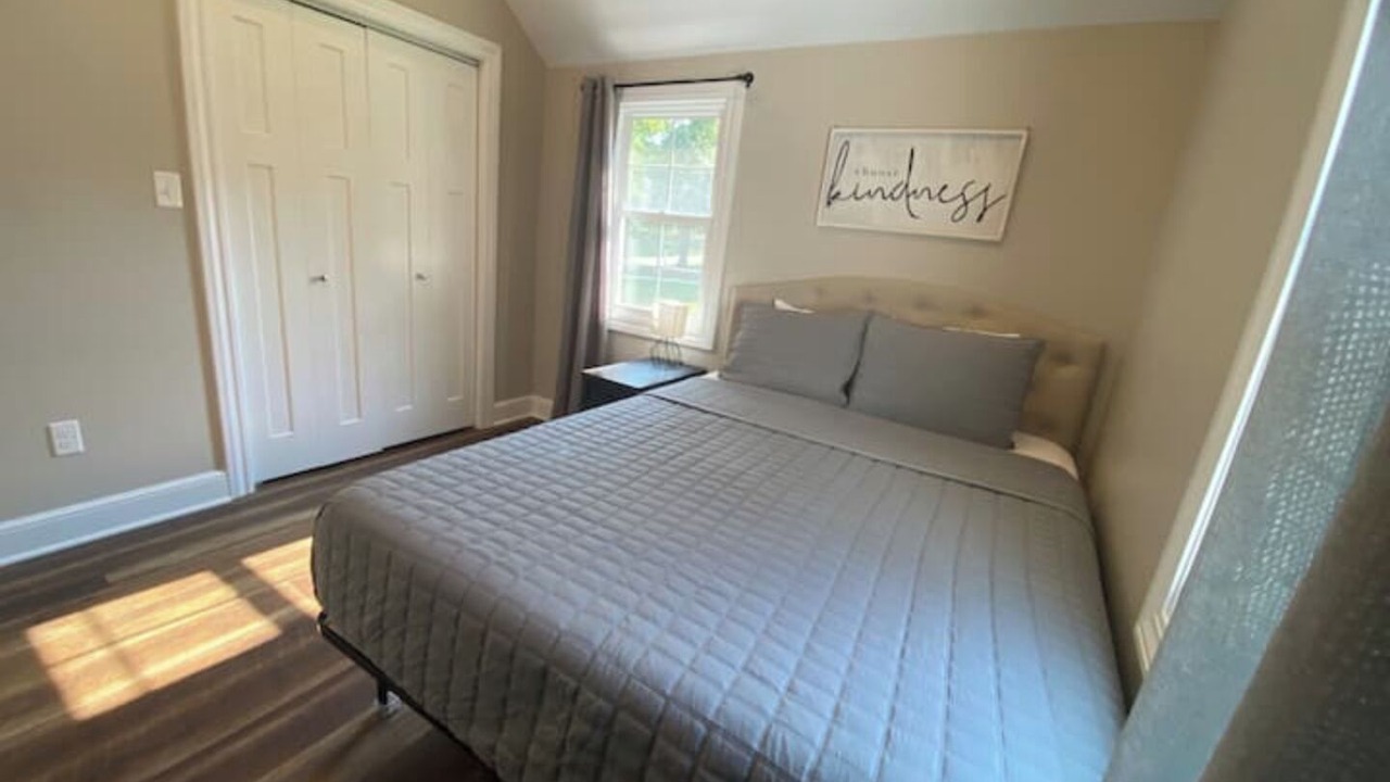 Photo of Bedroom in Howland Corners