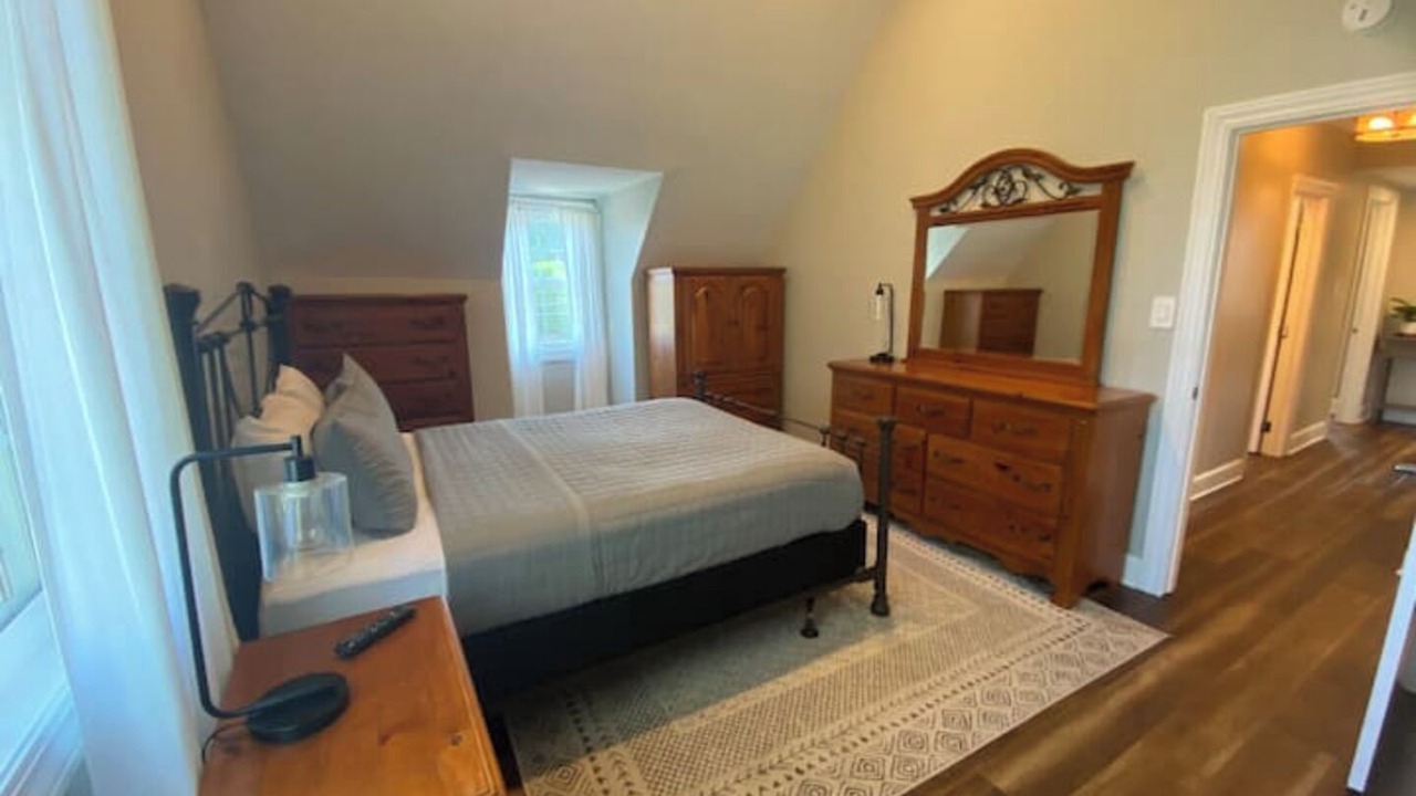 Photo of Bedroom in Howland Corners