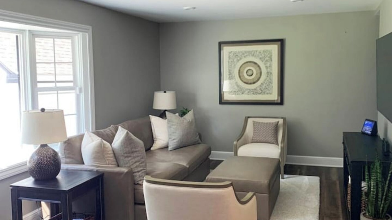 Photo of Livingroom in Howland Corners