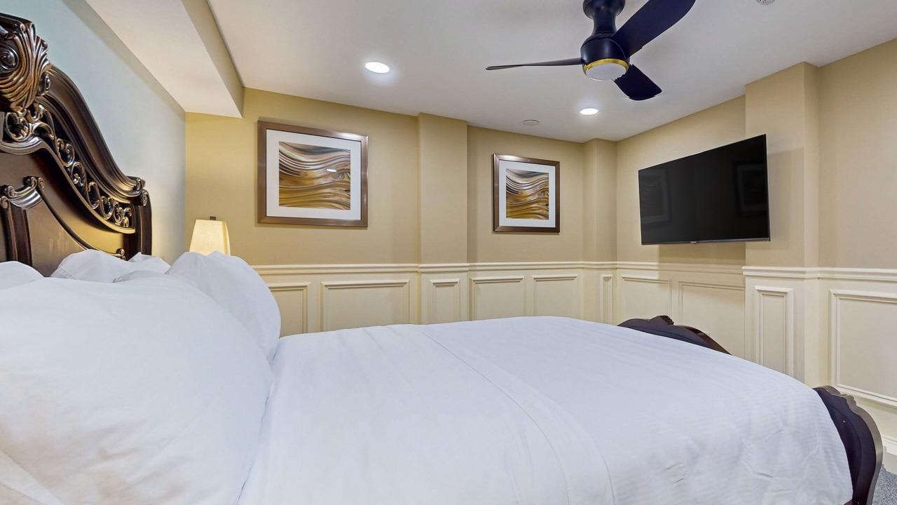 Photo of Bedroom in Holyoke