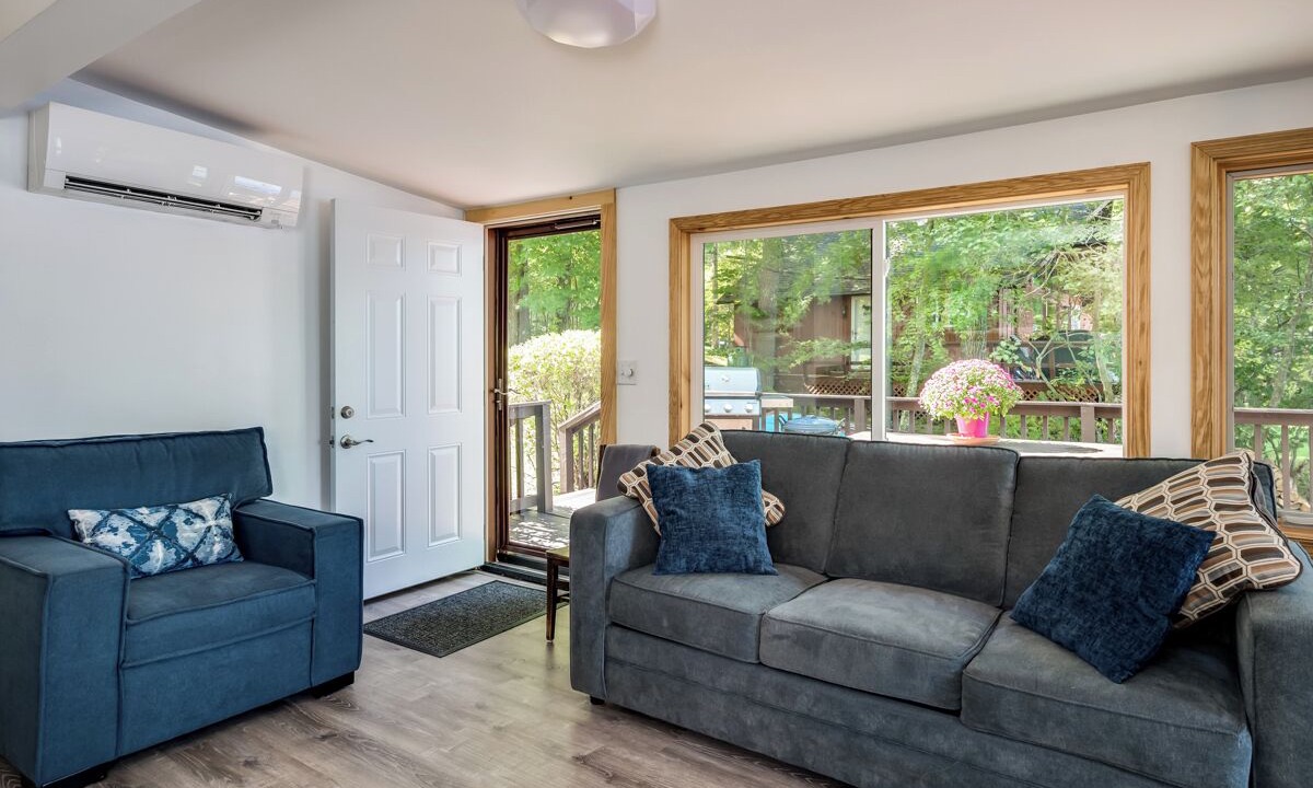 Photo of Livingroom in Gilmanton