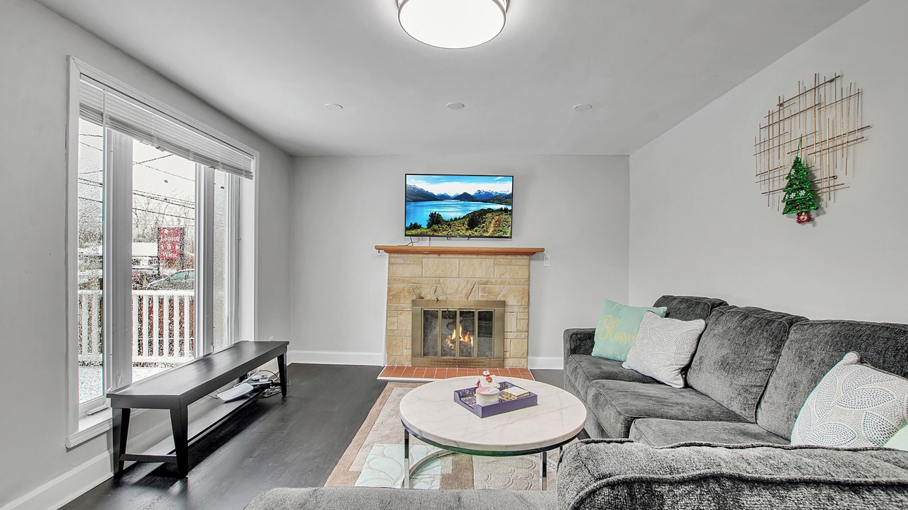 Photo of Livingroom in Lancaster