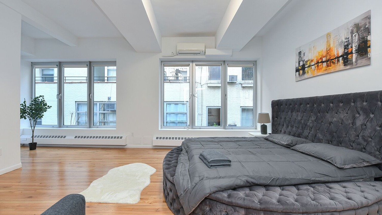 Photo of Bedroom in Civic Center