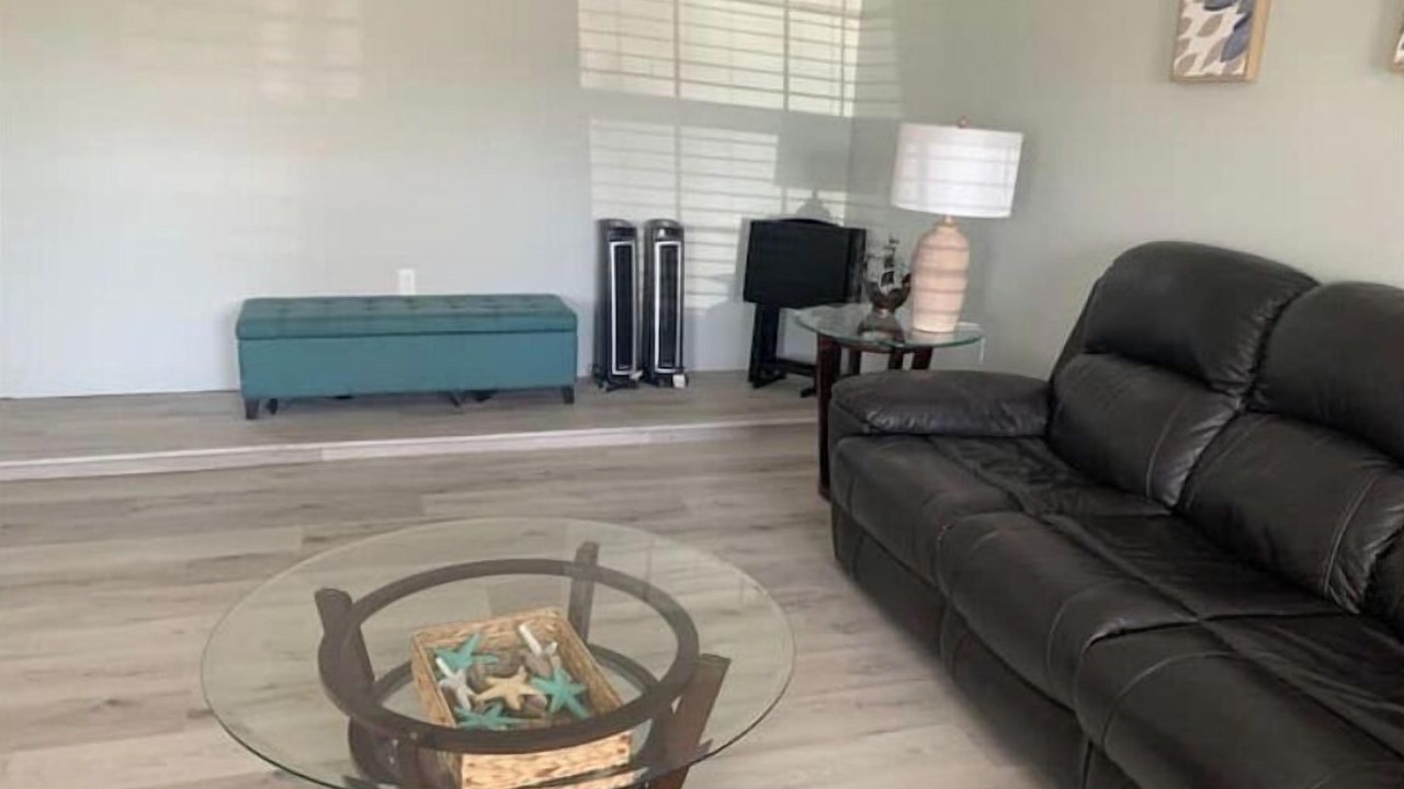 Photo of Livingroom in Southbelt/Ellington