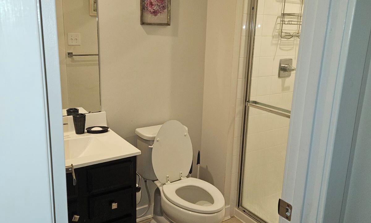 Photo of Bathroom in Smyrna