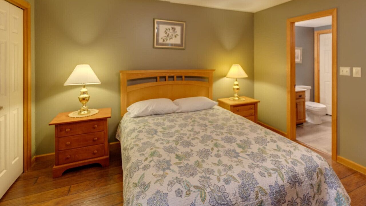 Photo of Bedroom in North Woodstock
