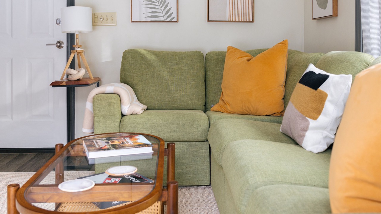 Photo of Livingroom in North Troy
