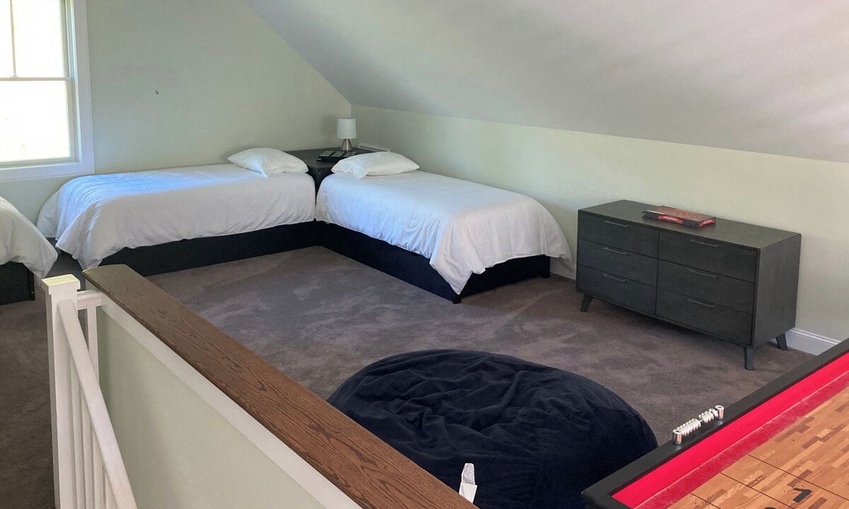 Photo of Bedroom in Warm Springs