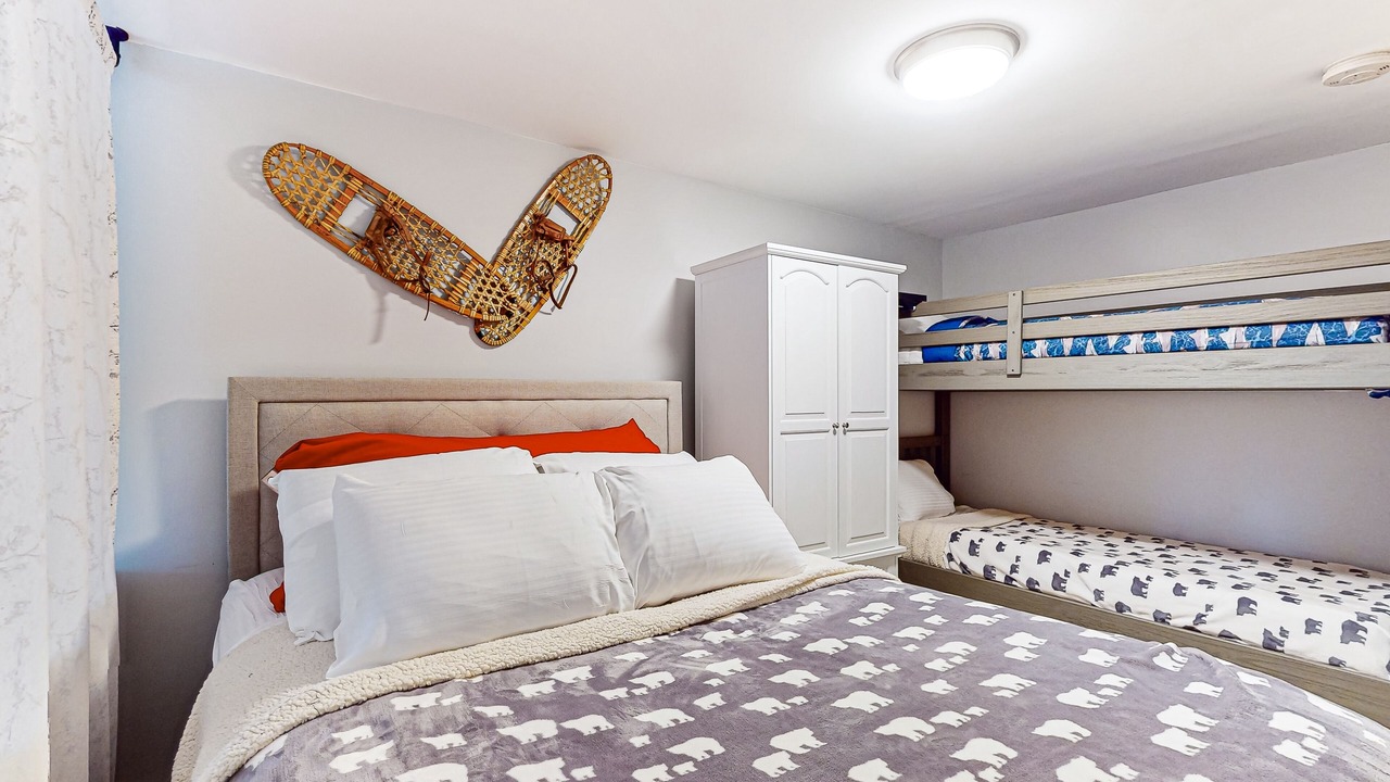 Photo of Bedroom in Warren