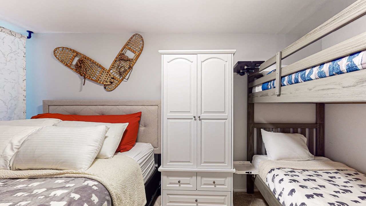 Photo of Bedroom in Warren