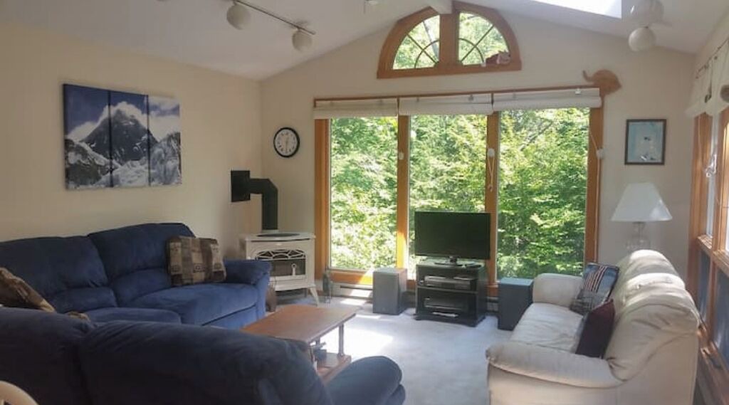 Photo of Livingroom in West Dover