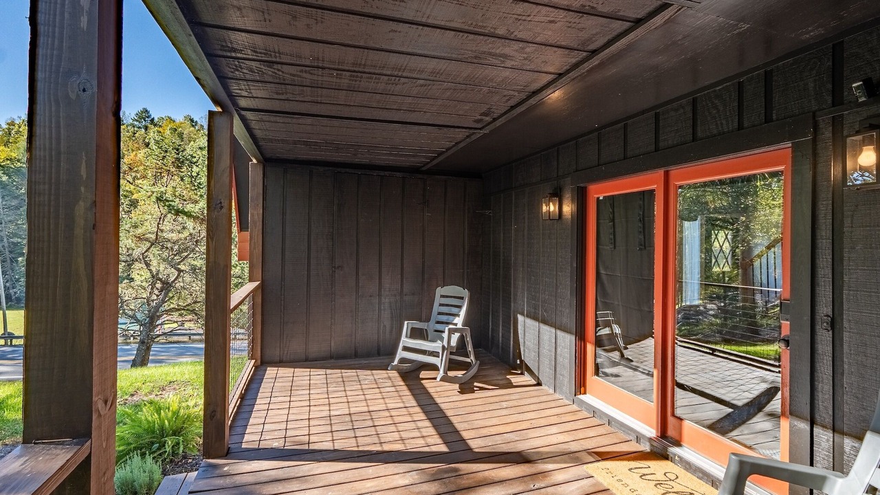 Photo of Patio Balcony in Drennen