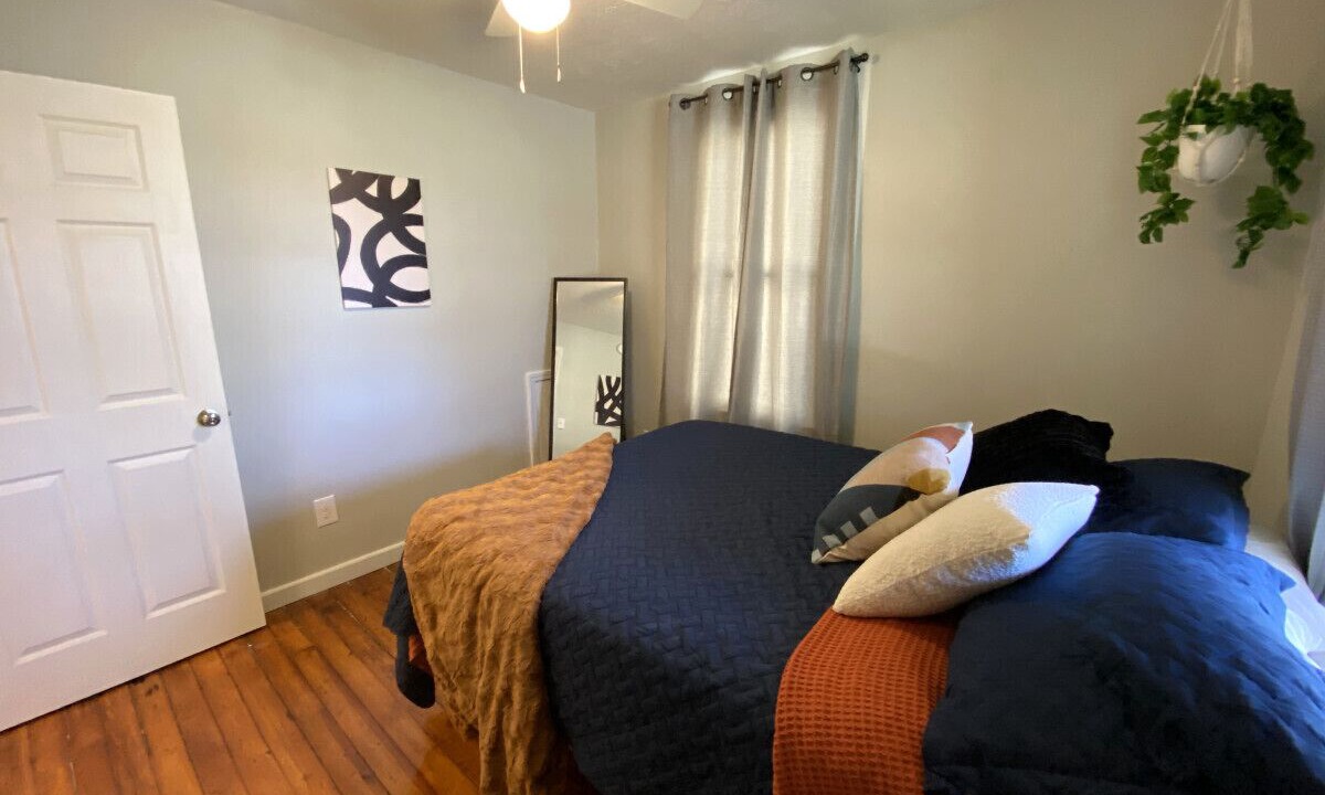 Photo of Bedroom in White Sulphur Springs