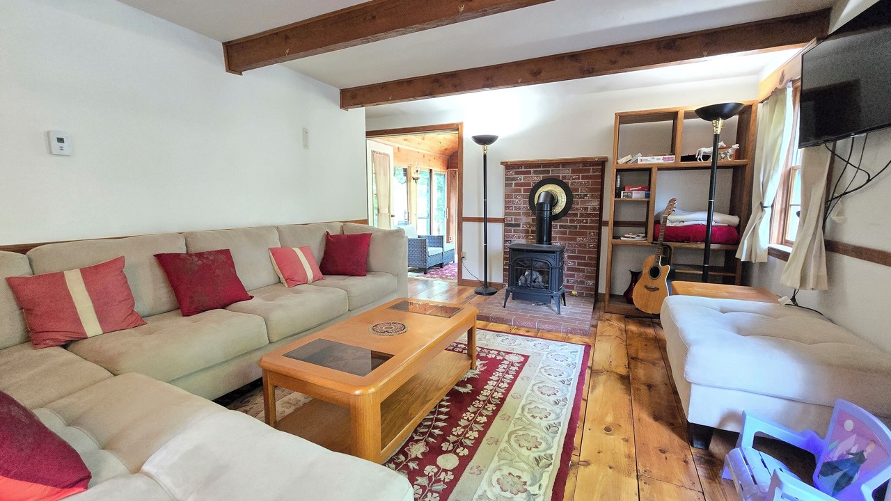 Photo of Livingroom in Barnstead
