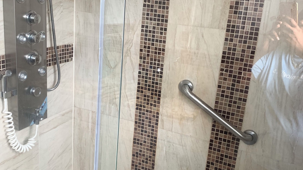 Photo of Bathroom in Highland Park