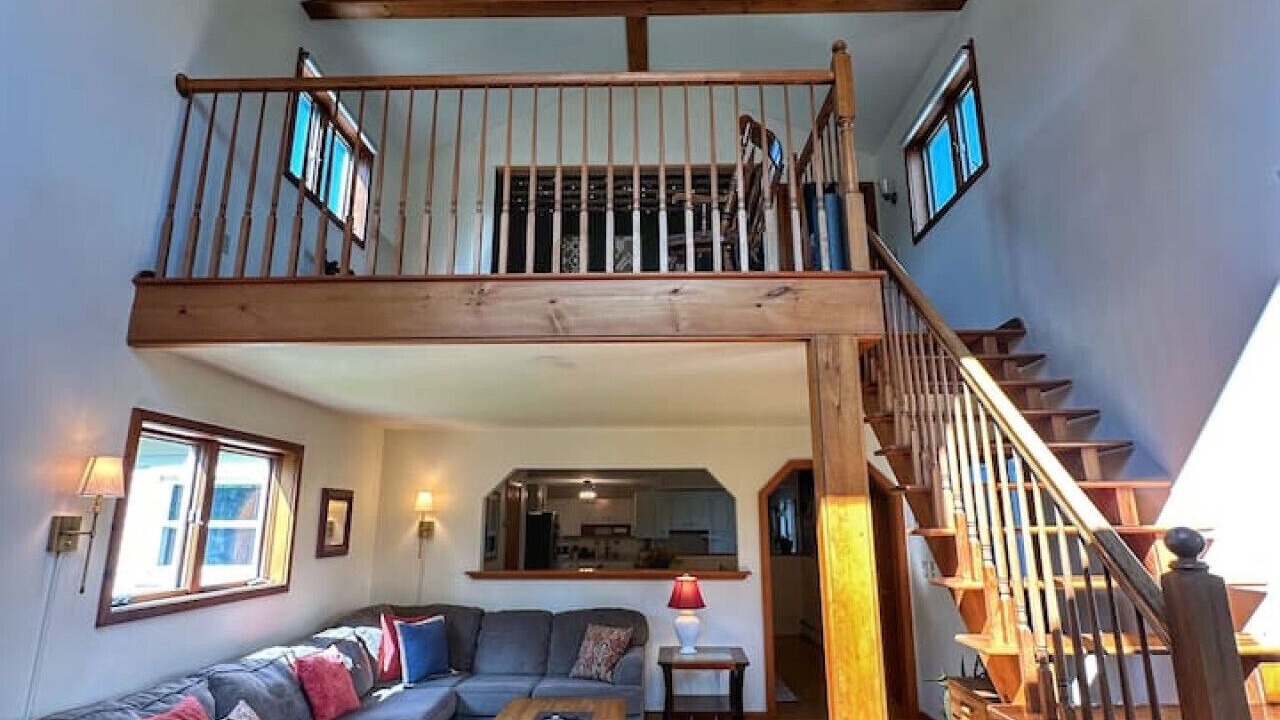 Photo of Livingroom in Manchester Center