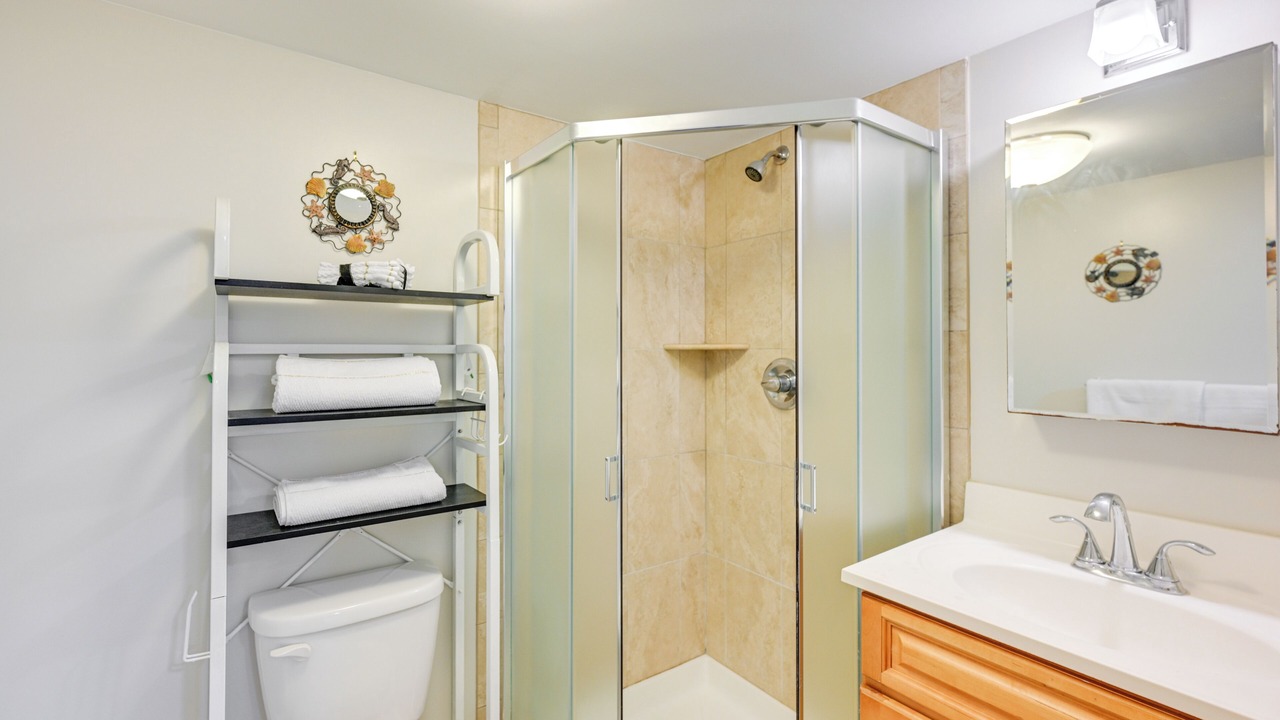 Photo of Bathroom in Floral Park