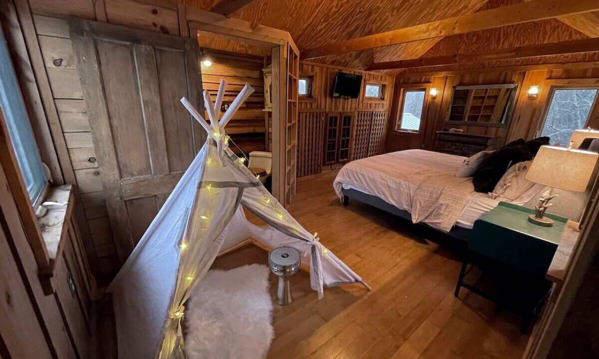 Photo of Bedroom in Bellepoint
