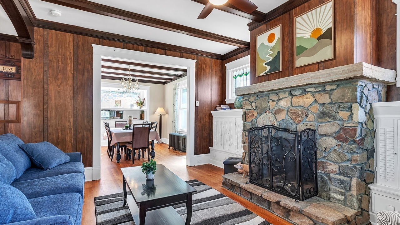 Photo of Livingroom in North Lake George