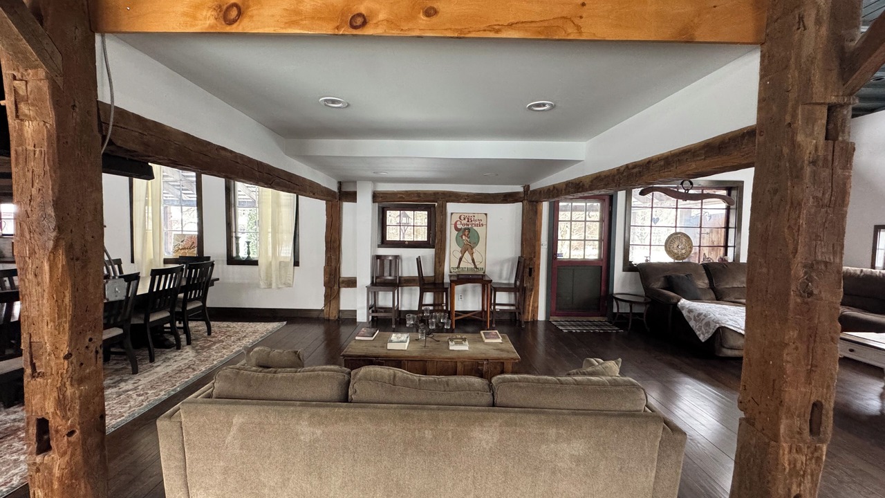 Photo of Livingroom in Kent
