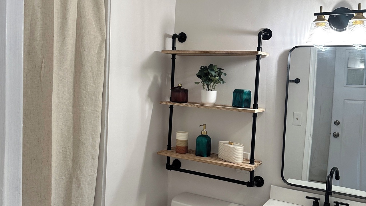 Photo of Bathroom in West Babylon