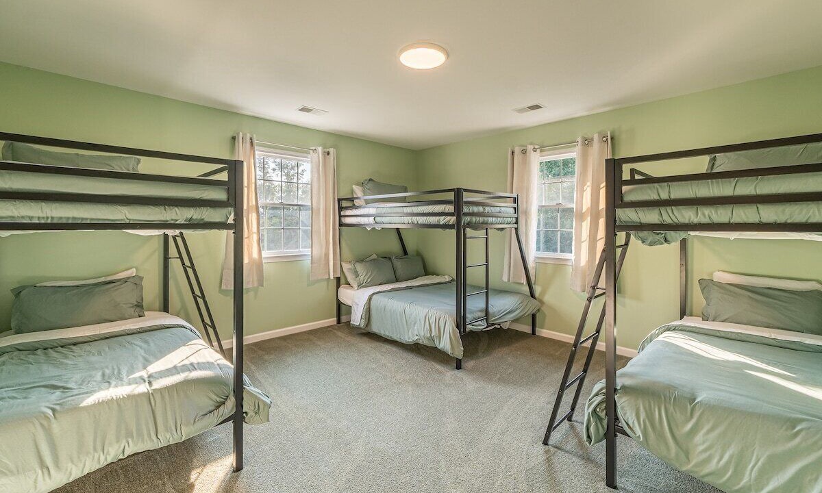 Photo of Bedroom in Lansing