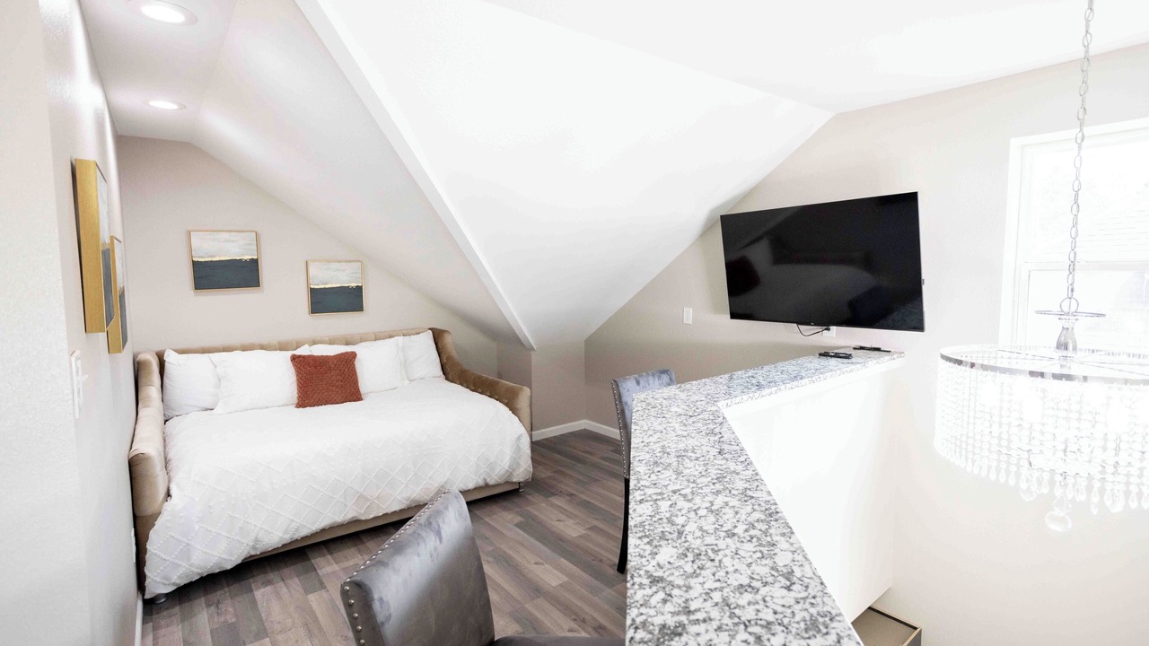 Photo of Bedroom in Alvin