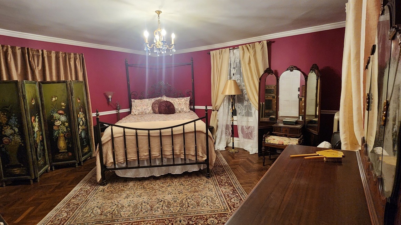 Photo of Bedroom in Montgomery