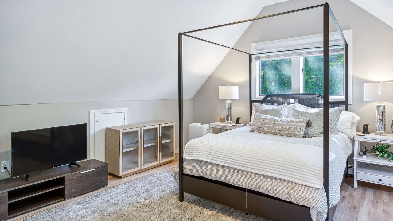 Photo of Bedroom in West Hartford