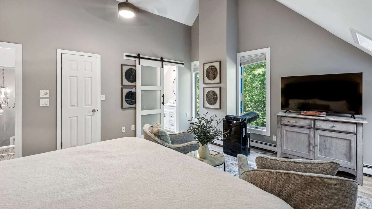 Photo of Bedroom in West Hartford