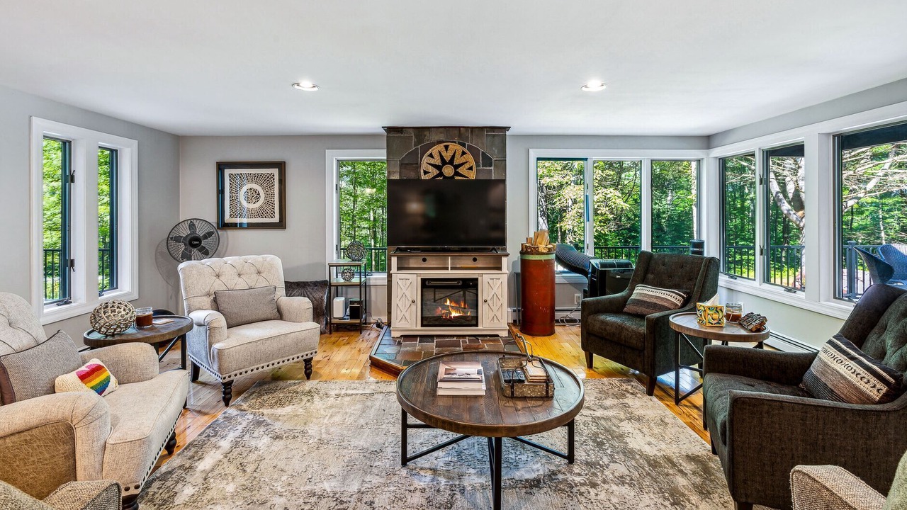 Photo of Livingroom in West Hartford