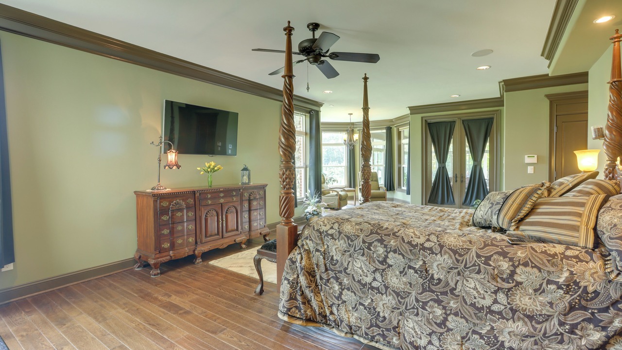 Photo of Bedroom in Alabaster