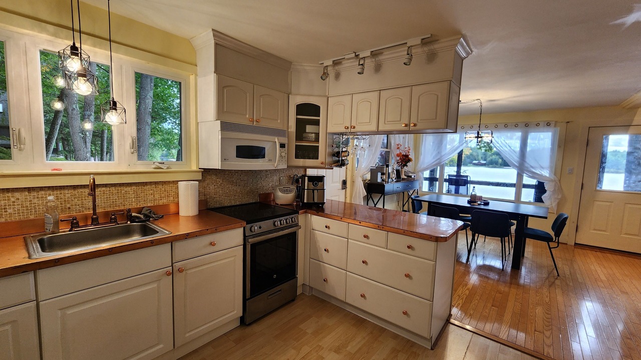 Photo of Kitchen in Hillsboro